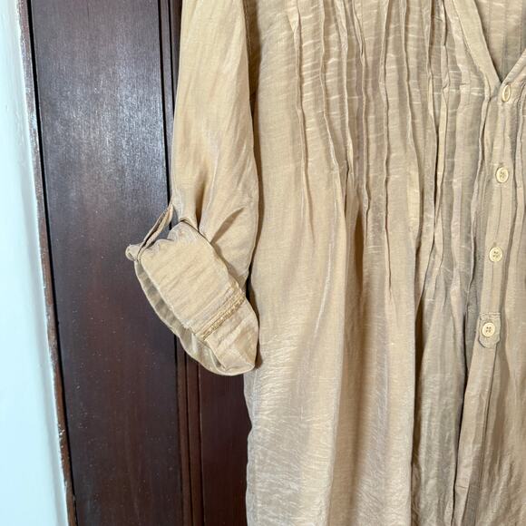 CP Shades | Tan Lightweight Cotton Silk Tunic Top with Roll Tab Sleeves | Medium - Picture 5 of 8